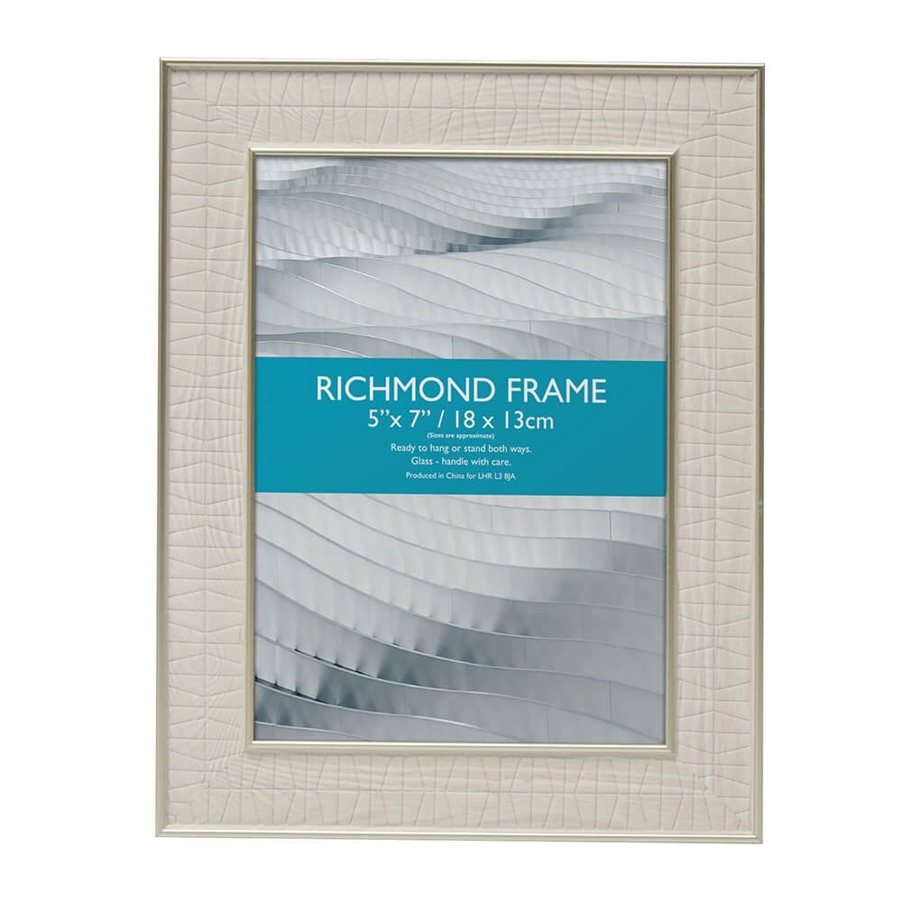 Richmond Picture Photo Frame 5 x 7" White
