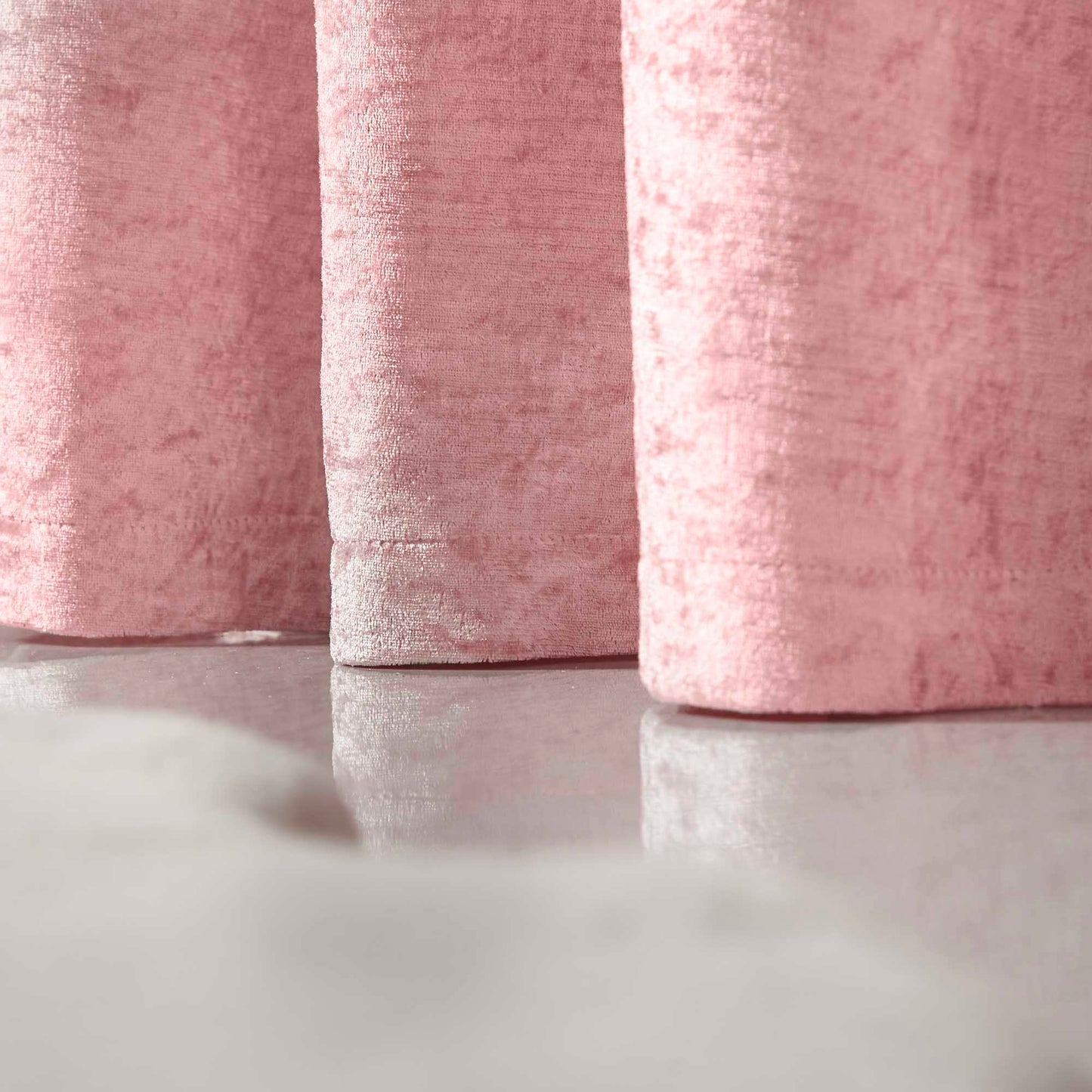 Amelia Crushed Velvet Eyelet Curtains - Blush