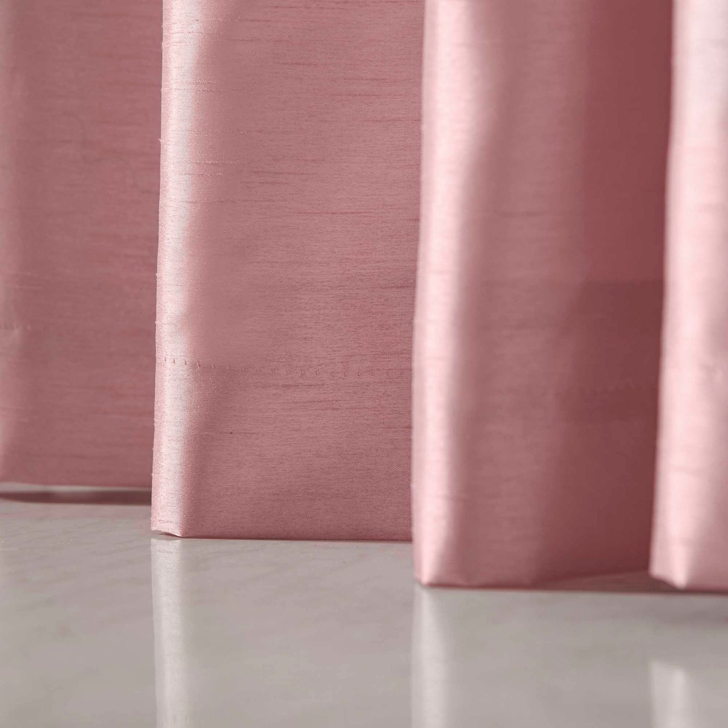 Olivia Velvet Top Eyelet Curtains - Blush