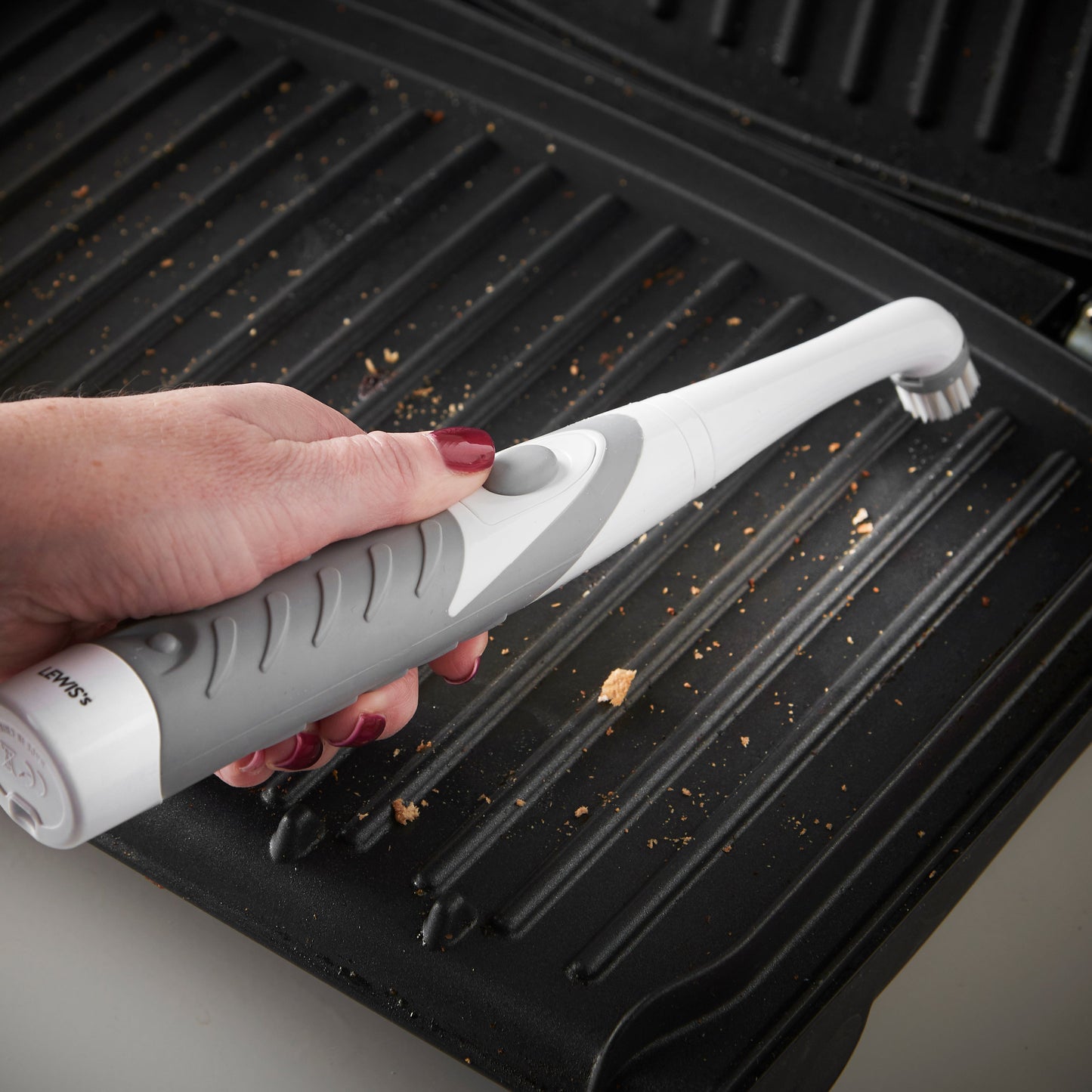 LEWIS'S Turboscrub Brush – Cleaning Products – Scrubbing Brush, Electric Cleaning Brush, Scrubber Bottle Brush, Power Scrubber, Long Brush, Spin Scrubber, Electric Scrubbing Brush