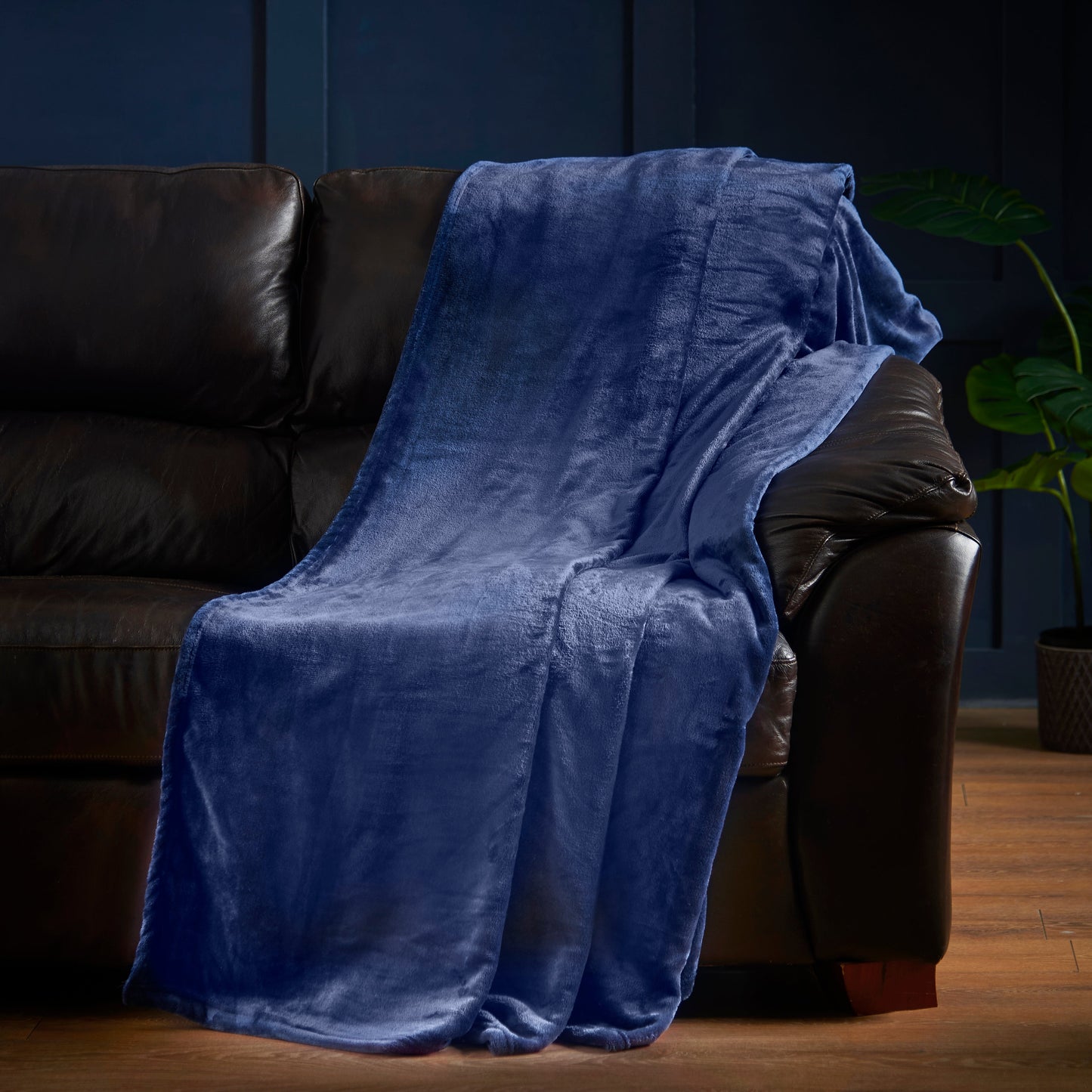 Super Soft Flannel Throw - Navy