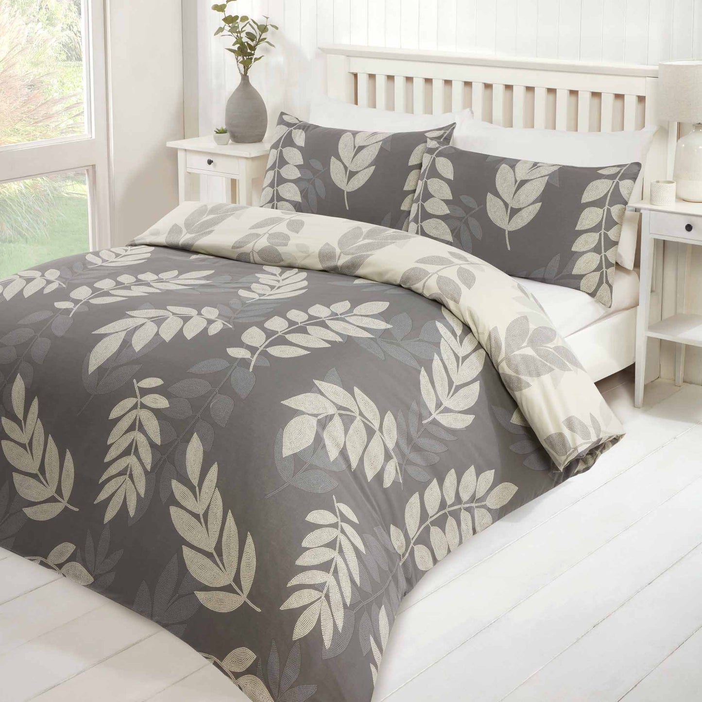 Frond Duvet Set - Black