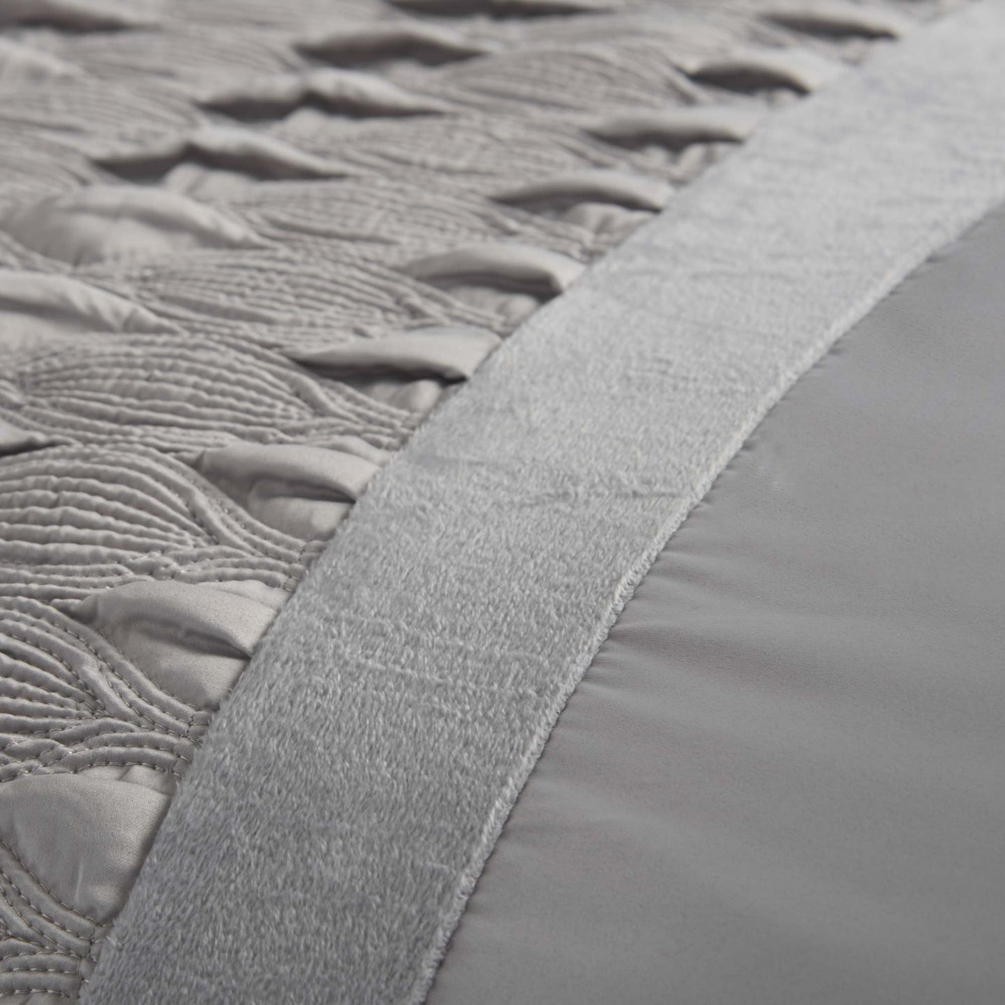 Aria Quilted Satin Panel Luxury Duvet Set - Silver