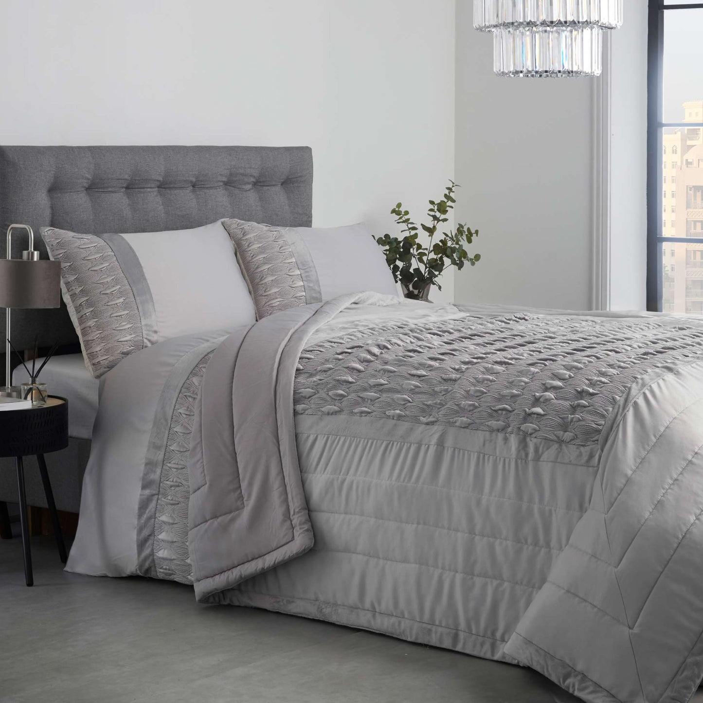 Aria Quilted Satin Panel Luxury Duvet Set - Silver