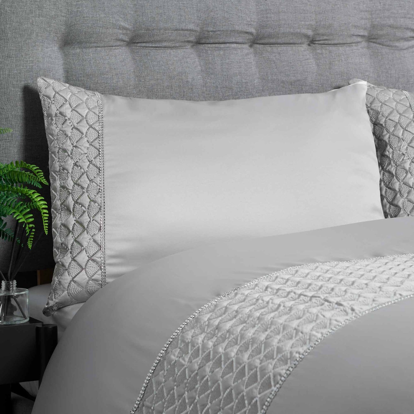 Charlotte Sequin Panel Luxury Duvet Set - Silver