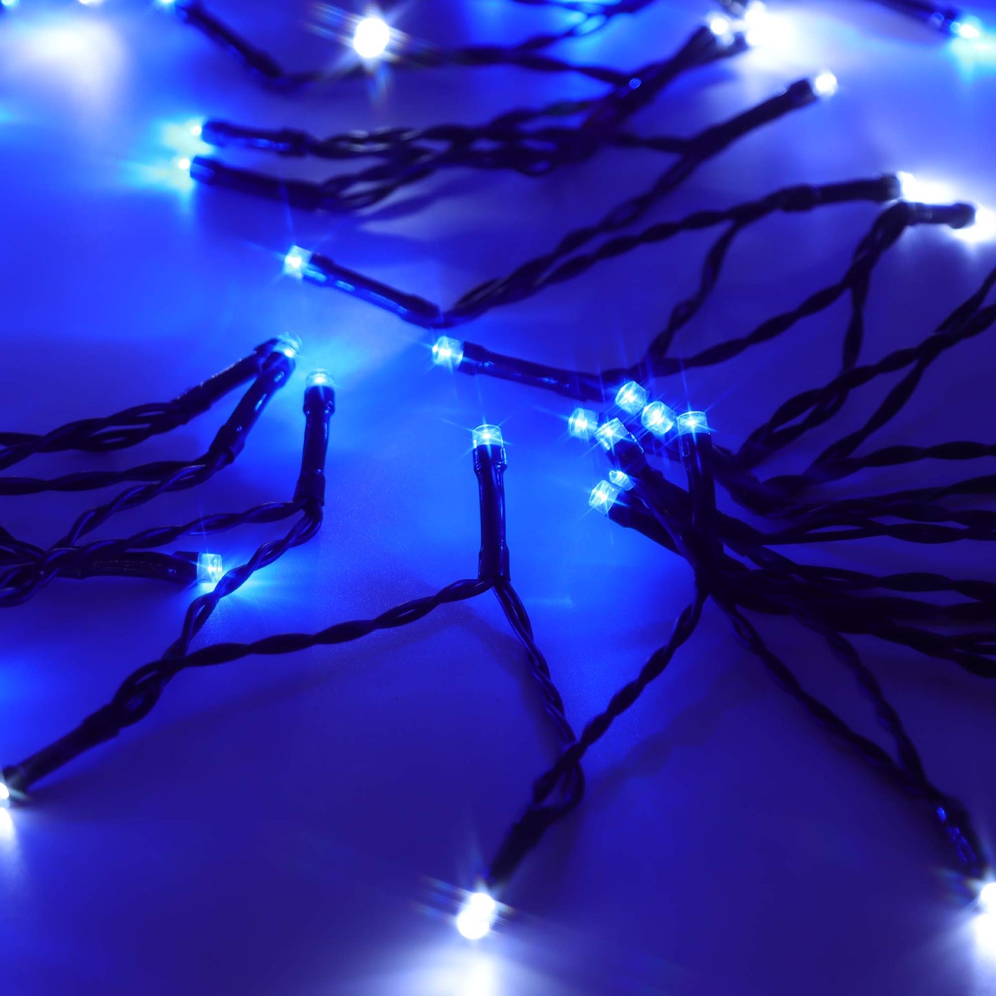 Christmas Sparkle Indoor and Outdoor Chaser Lights x 200 Blue and White LEDs - Mains Operated