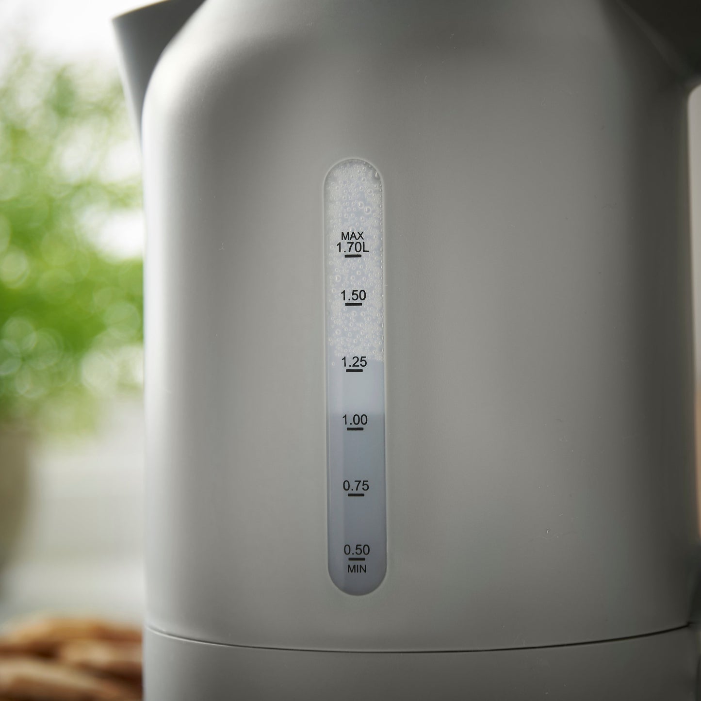 Lewis's Manhattan Jug Kettle 1.7L 3KW - Grey