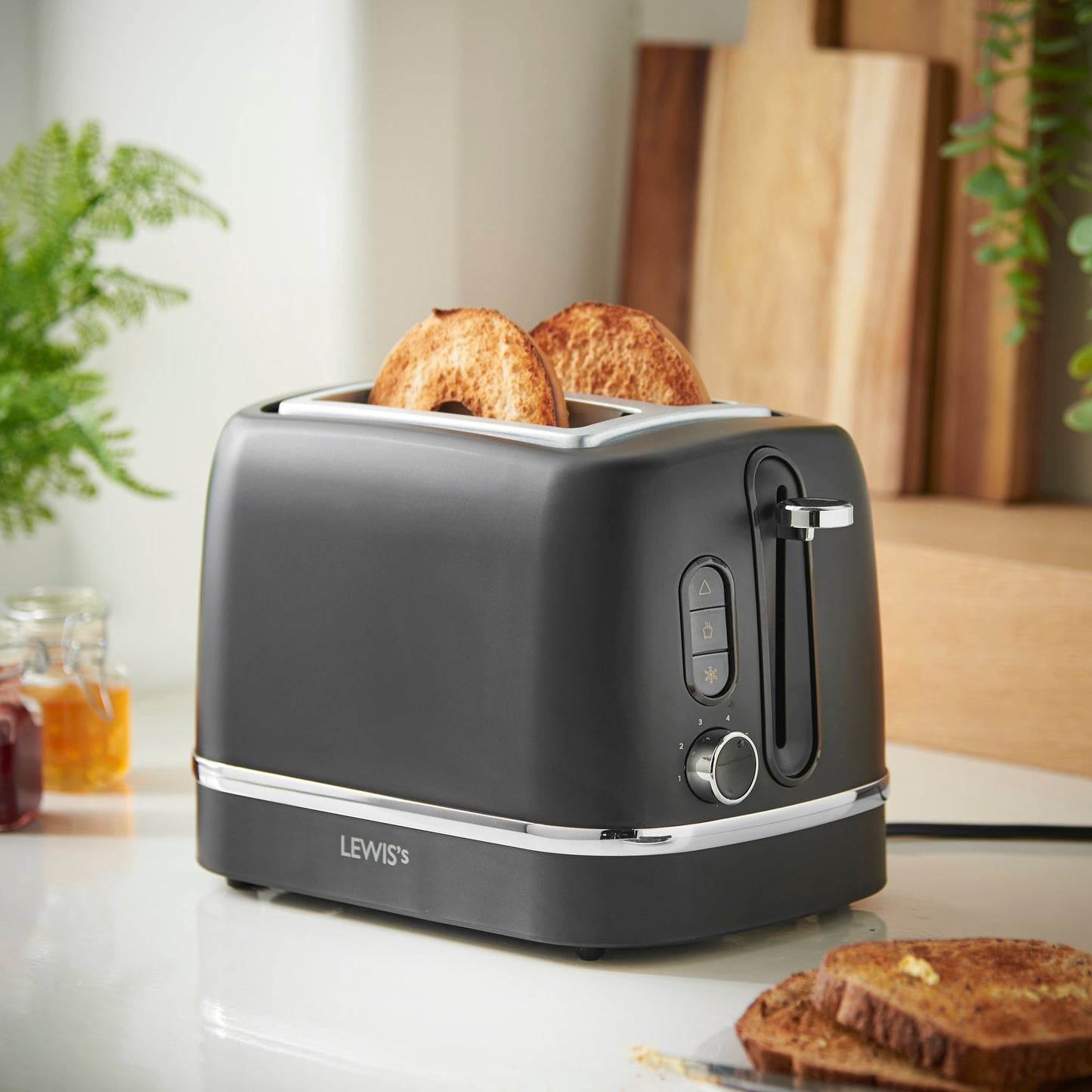 Lewis's Manhattan 2 Slice Toaster - Black