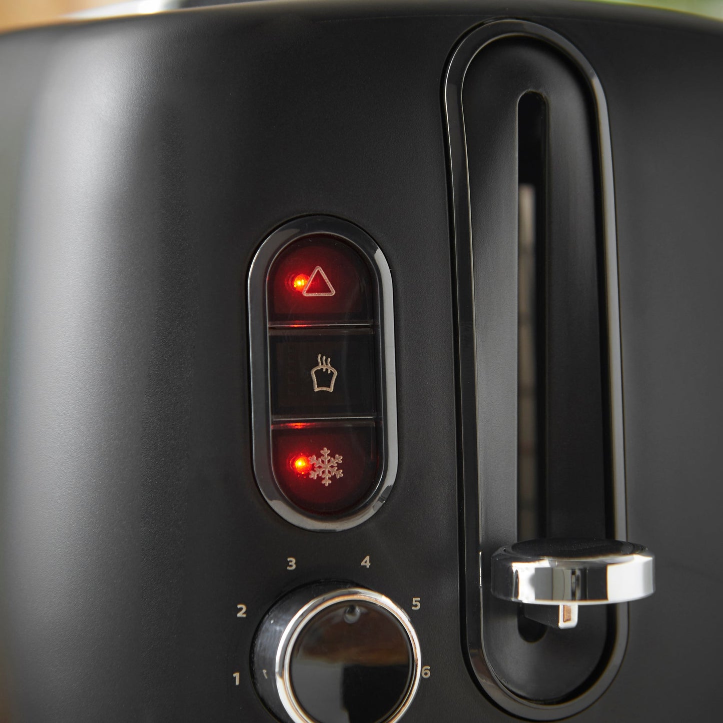 Lewis's Manhattan 2 Slice Toaster - Black