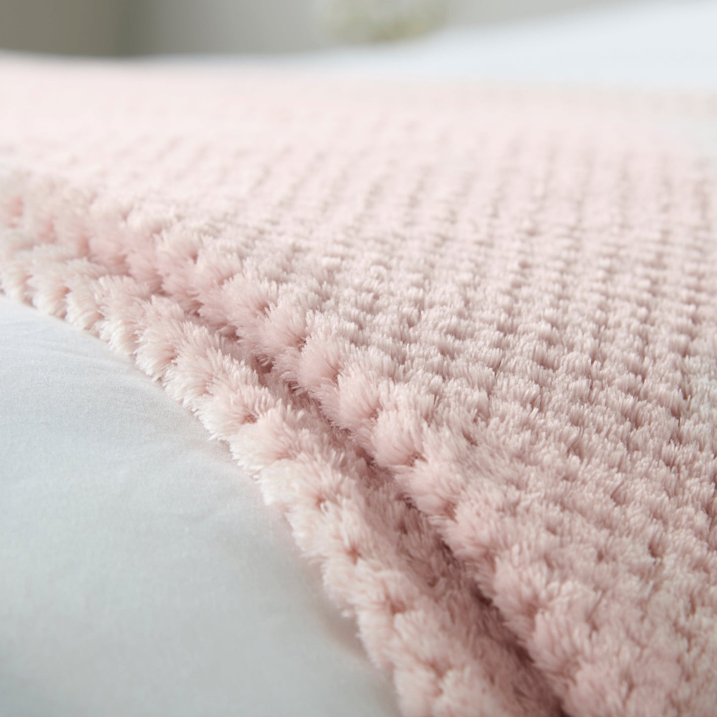 Super Soft Waffle Throw - Blush