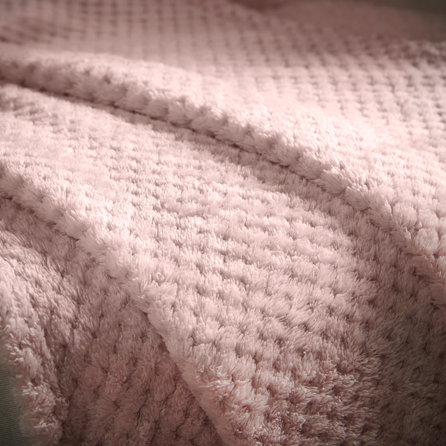 Super Soft Waffle Throw - Blush