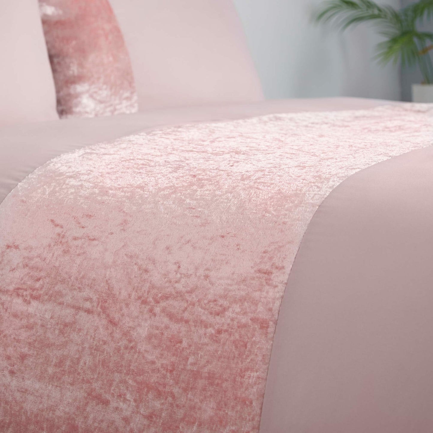 Amelia Crushed Velvet Duvet Set - Blush Pink