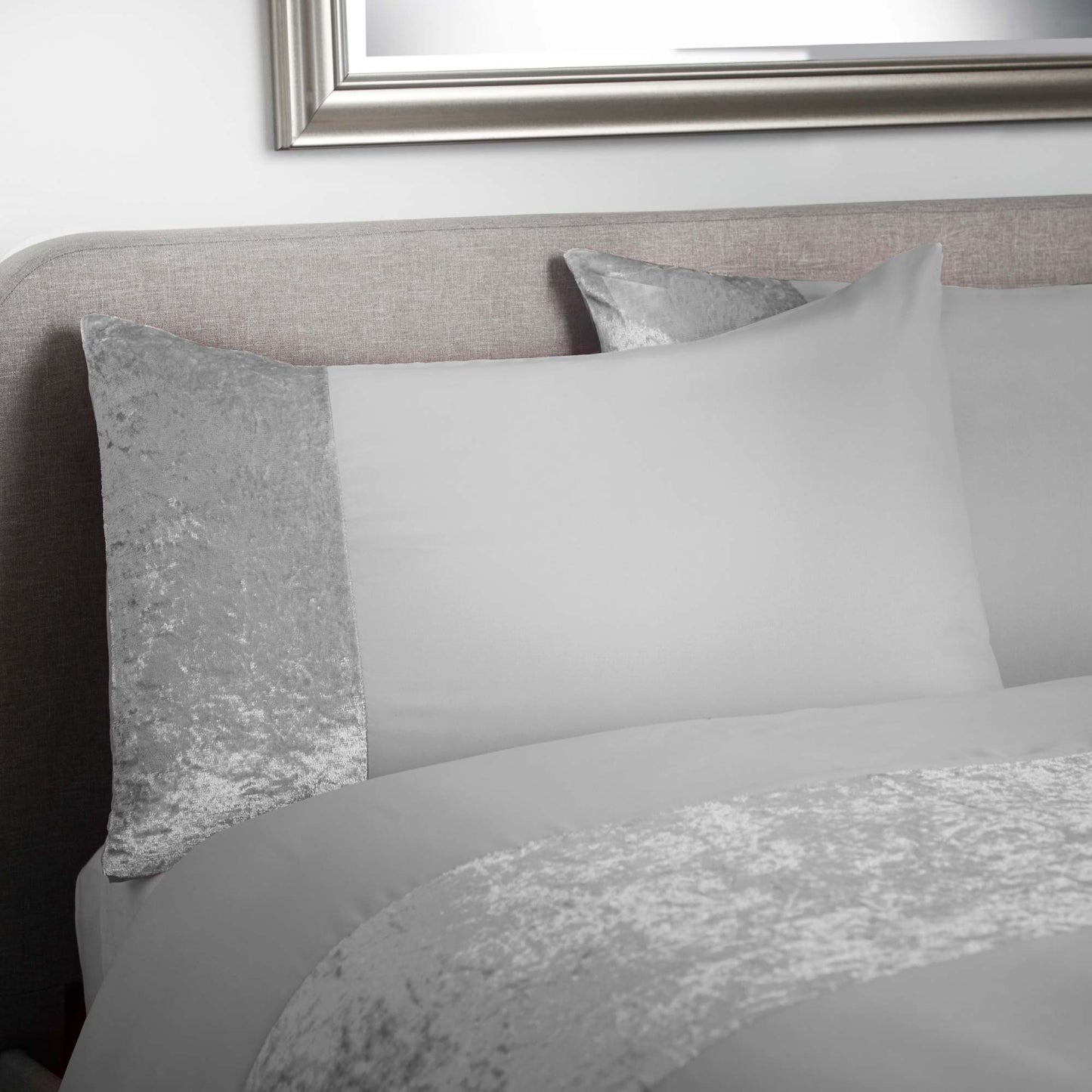 Amelia Crushed Velvet Duvet Set - Silver